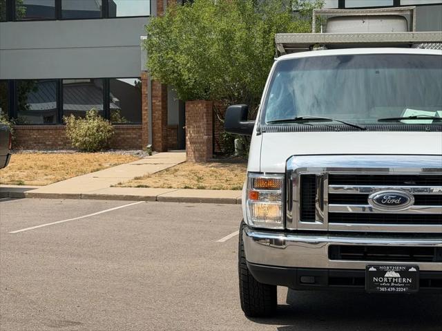 2011 Ford E-350 Super Duty Commercial