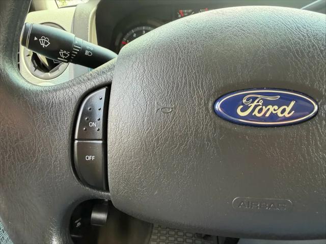 2011 Ford E-350 Super Duty Commercial
