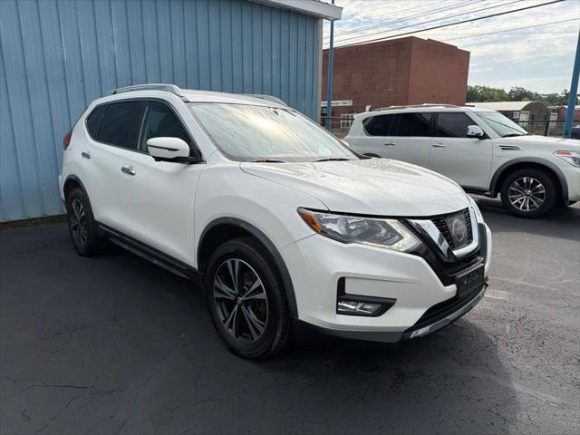 2017 Nissan Rogue SL for sale in Erie, PA