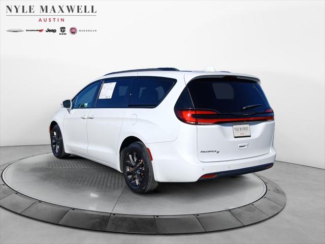 2021 Chrysler Pacifica Touring L