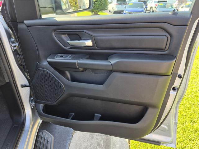 2026 Ram 1500 Express Crew Cab 4x4 57 Box