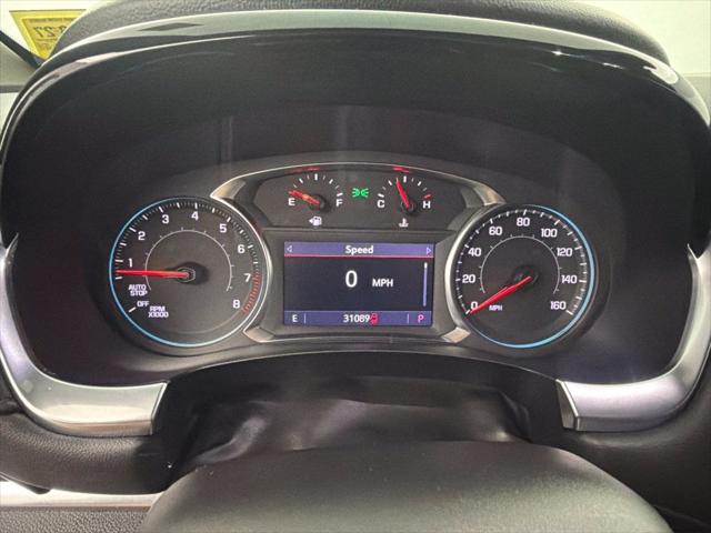 Used 2023 Chevrolet Traverse AWD LT Cloth For Sale in Cortland, NY