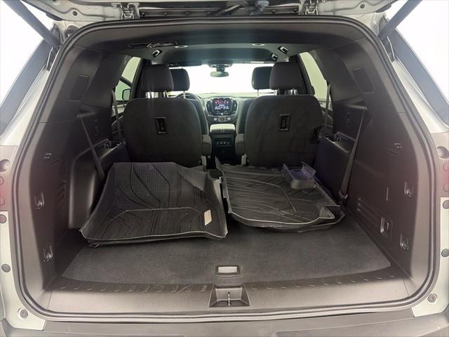 Used 2023 Chevrolet Traverse AWD LT Cloth For Sale in Cortland, NY