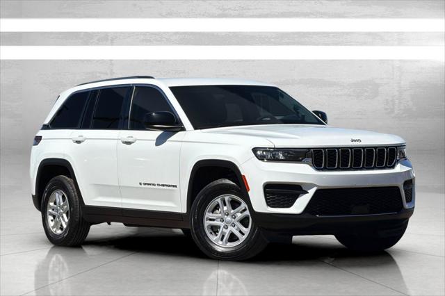 2023 Jeep Grand Cherokee Laredo 4x4 for sale in Albany, OR