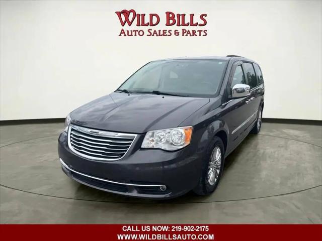 2016 Chrysler Town & Country Touring-L Anniversary Edition for sale in Merrillville, IN