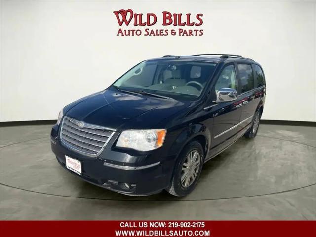 2008 Chrysler Town & Country Limited for sale in Merrillville, IN