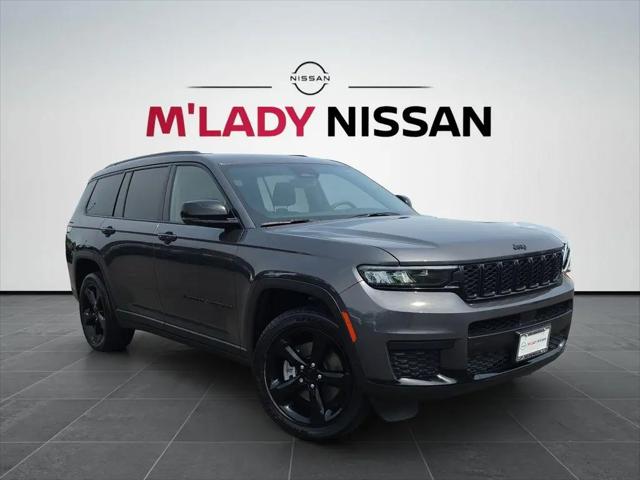2023 Jeep Grand Cherokee L Limited 4x4 for sale in Crystal Lake, IL