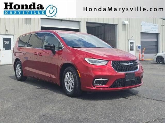 2025 Chrysler Pacifica Select for sale near Marysville, OH