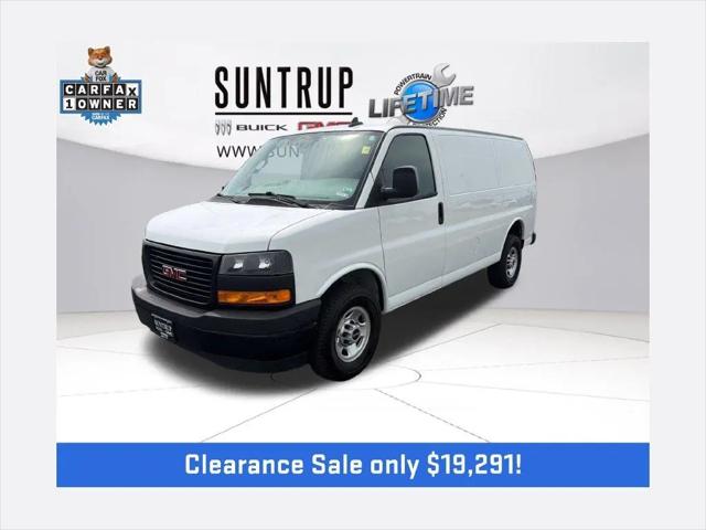2020 GMC Savana Cargo RWD 3500 Regular Wheelbase Work Van for sale in Saint Peters, MO