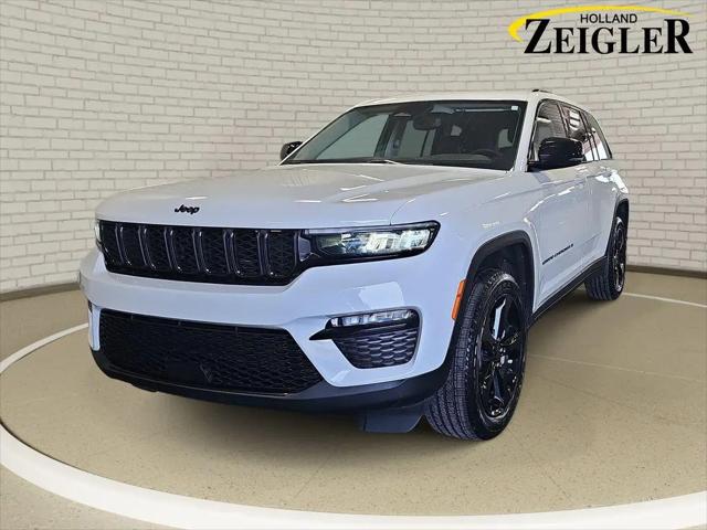 2023 Jeep Grand Cherokee Limited 4x4 for sale in Holland, MI