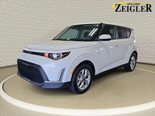 2025 Kia Soul LX for sale in Holland, MI