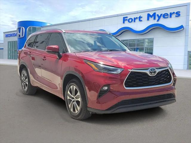 2021 Toyota Highlander XLE for sale in Fort Myers, FL