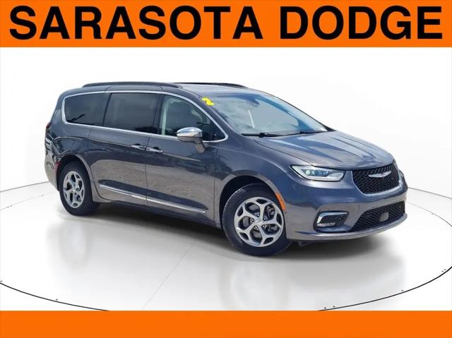 2022 Chrysler Pacifica Limited AWD for sale in Sarasota, FL