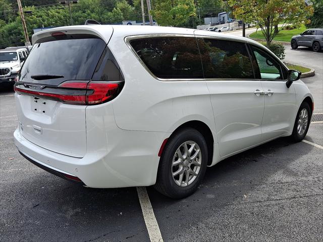 2027 Chrysler Pacifica PACIFICA SELECT 2027 Chrysler Pacifica PACIFICA SELECT