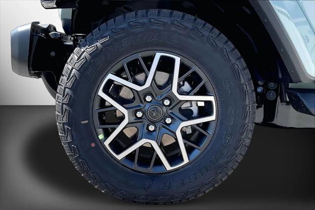 New 2027 Earl Clear-Coat Paint Jeep Sahara image 31