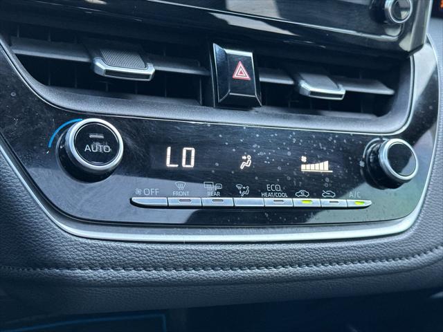 2020 Toyota Corolla SE  6MT