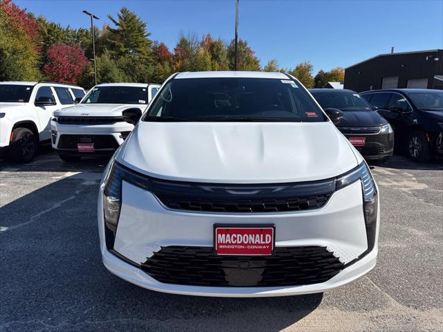 2027 Chrysler Pacifica Select AWD