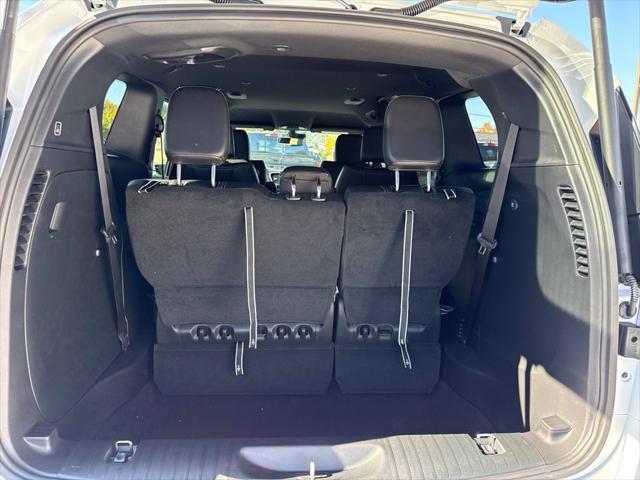 2027 Chrysler Pacifica Select AWD