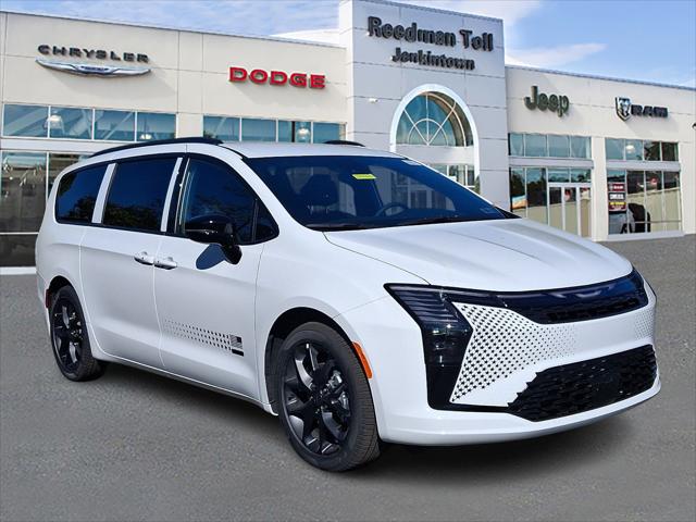 2027 Chrysler Pacifica PACIFICA SELECT