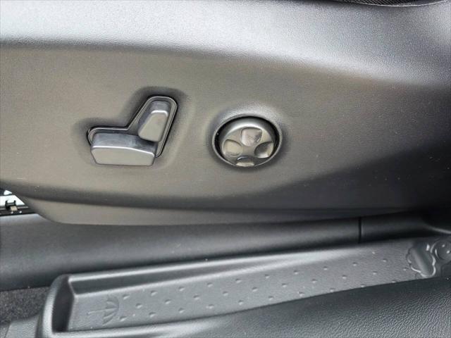 2027 Chrysler Pacifica Select AWD