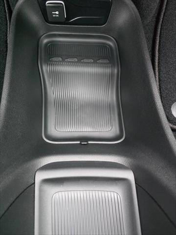 2027 Chrysler Pacifica Select AWD