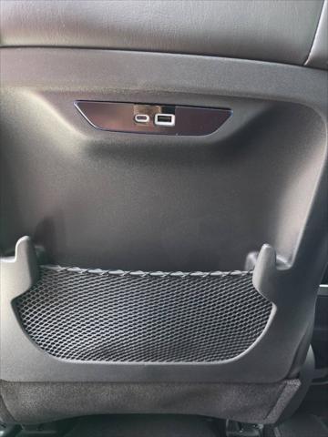 2027 Chrysler Pacifica Select AWD