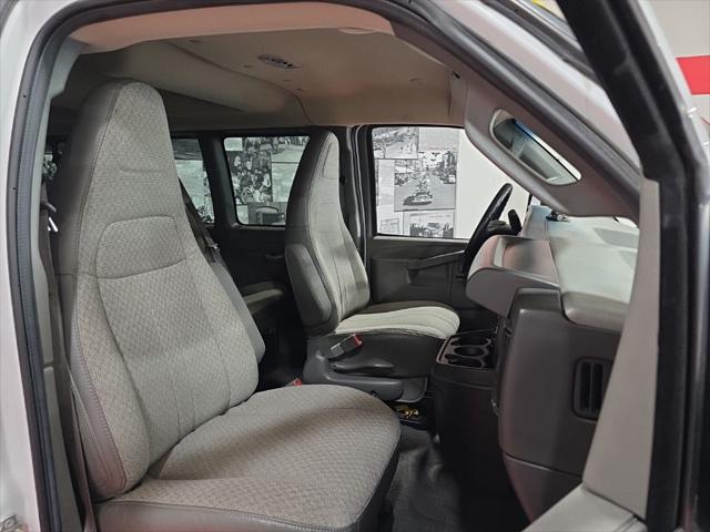 2023 Chevrolet Express Passenger RWD 3500 Extended Wheelbase LS
