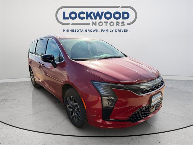 2027 Chrysler Pacifica Limited AWD