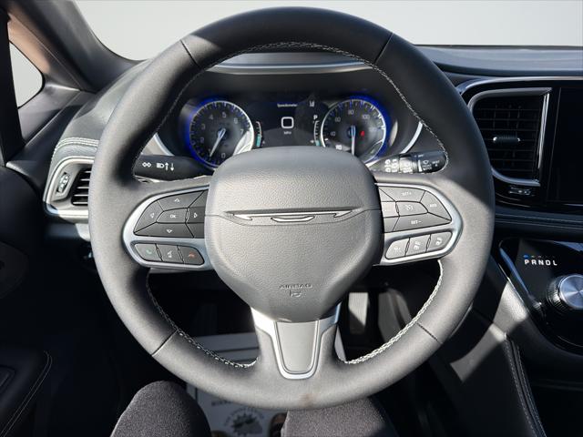 2027 Chrysler Pacifica Limited AWD