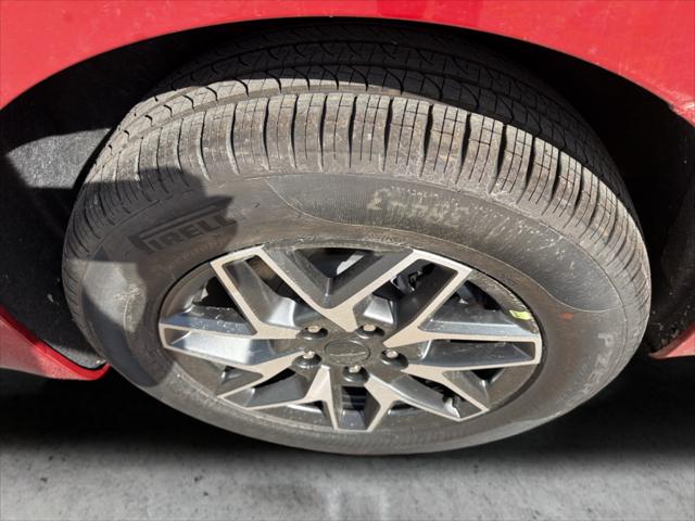 2027 Chrysler Pacifica Limited AWD