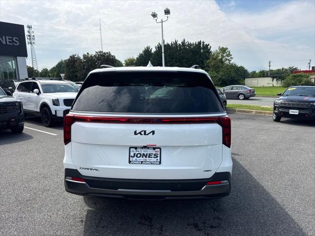 2027 Kia Carnival SX