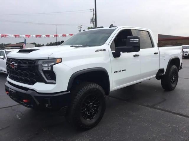 2024 Chevrolet Silverado 2500HD 4WD Crew Cab Standard Bed ZR2 for sale in Plover, WI