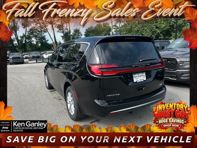 2027 Chrysler Pacifica Select AWD