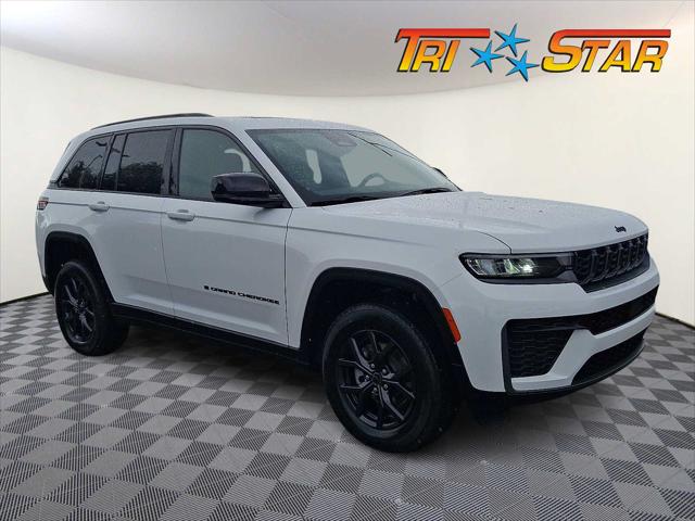 2027 Jeep Grand Cherokee GRAND CHEROKEE LAREDO ALTITUDE 4X4