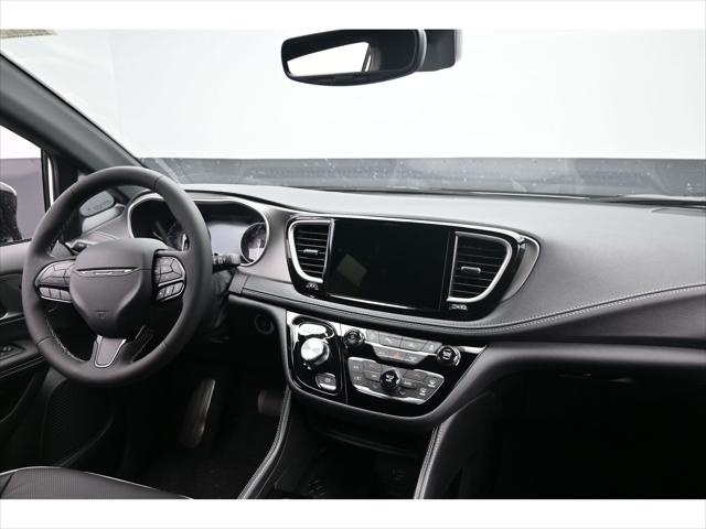 2027 Chrysler Pacifica PACIFICA LIMITED AWD