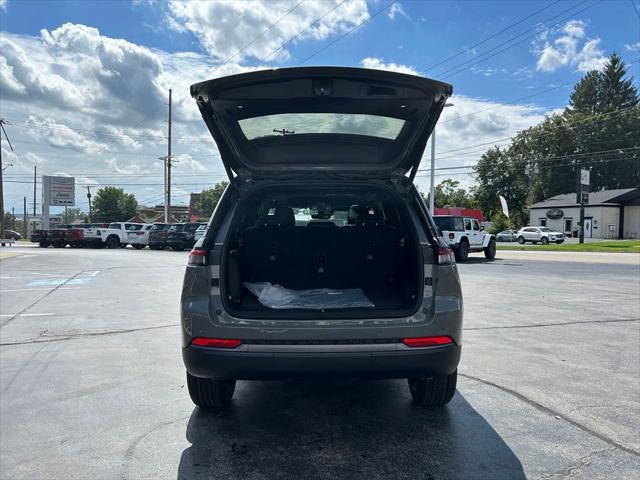 2027 Jeep Grand Cherokee Laredo Altitude 2027 Jeep Grand Cherokee Laredo Altitude