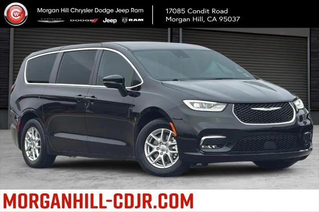 2025 Chrysler Pacifica Select for sale in Morgan Hill, CA
