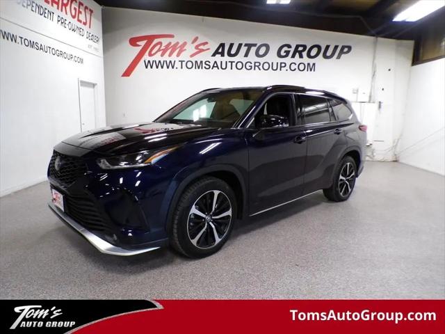 2022 Toyota Highlander XSE for sale in Urbandale, IA