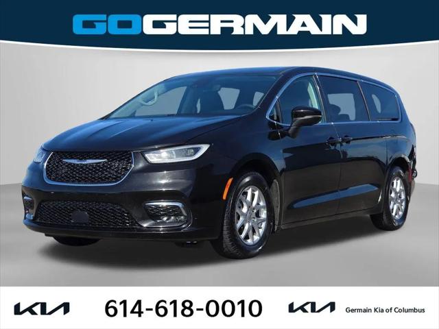 2023 Chrysler Pacifica Touring L for sale in Columbus, OH