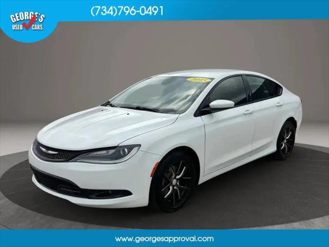 2015 Chrysler 200 S for sale in Brownstown Charter Twp, MI