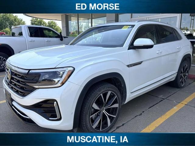 2024 Volkswagen Atlas Cross Sport 2.0T SEL Premium R-Line for sale in Muscatine, IA