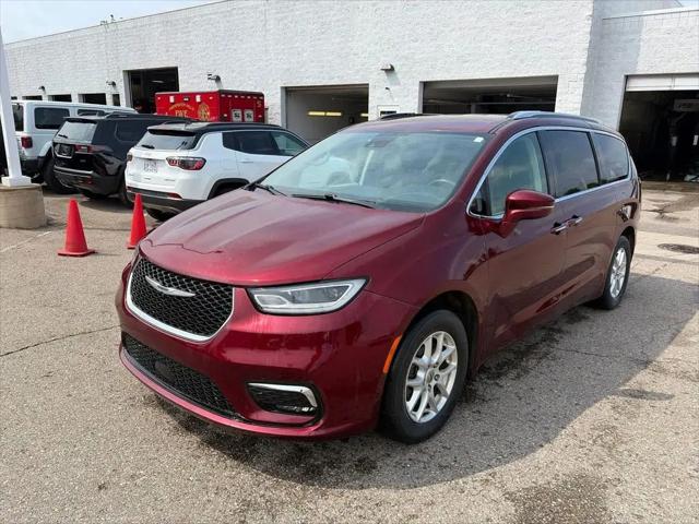 2021 Chrysler Pacifica Touring L for sale in Farmington Hills, MI
