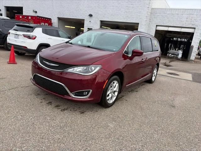 2017 Chrysler Pacifica Touring-L for sale in Farmington Hills, MI