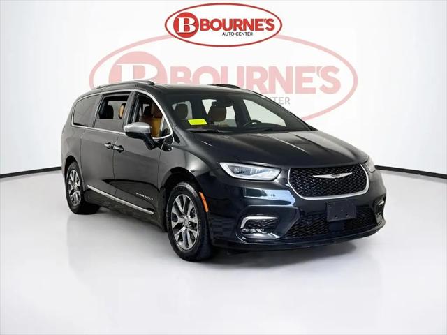 2023 Chrysler Pacifica Hybrid Pinnacle for sale in Easton, MA