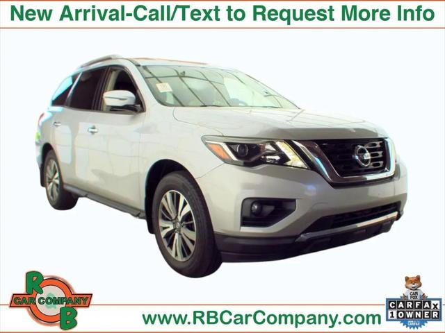 2017 Nissan Pathfinder SL for sale in Warsaw, IN