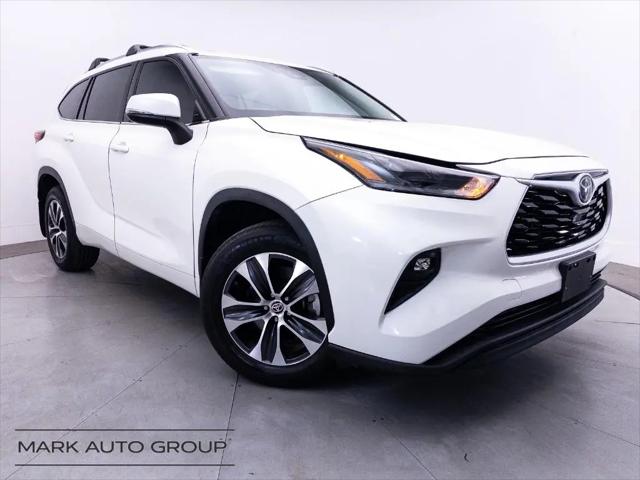 2021 Toyota Highlander XLE for sale in Scottsdale, AZ
