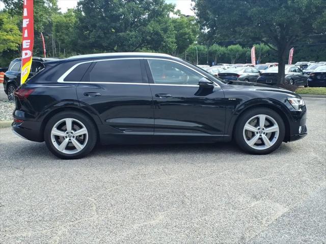 2019 Audi e-tron Premium Plus