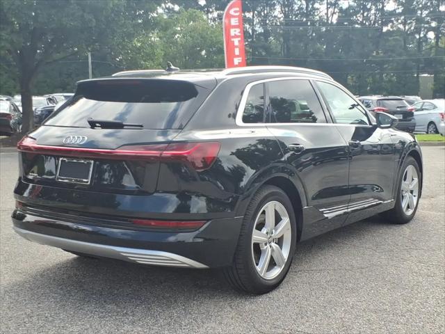 2019 Audi e-tron Premium Plus