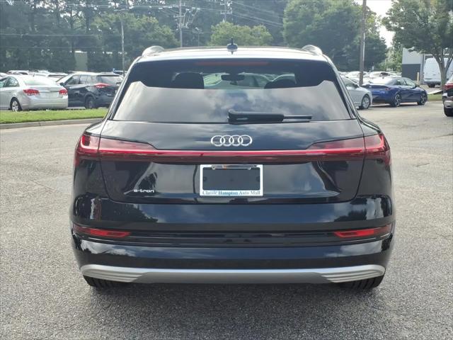 2019 Audi e-tron Premium Plus