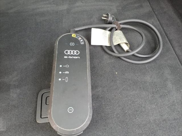 2019 Audi e-tron Premium Plus